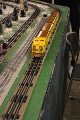 m10000speedingdownthetracks.jpg